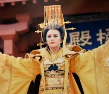 武则天：权力之路的探索与真实面貌的揭示