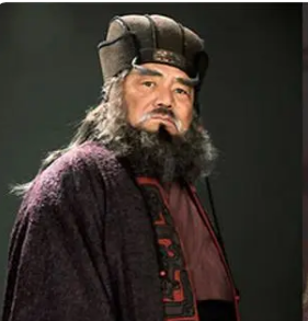 从英雄到恶魔：探究董卓形象的转变
