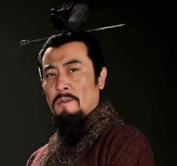 刘备自称中山靖王的后人：一种政治策略