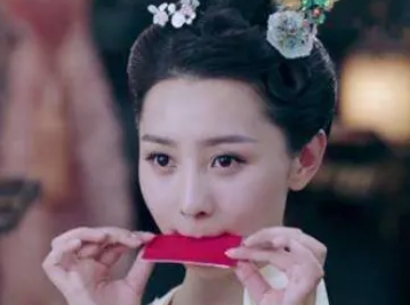 古代女性美容秘宝：口红纸片的称谓与用途