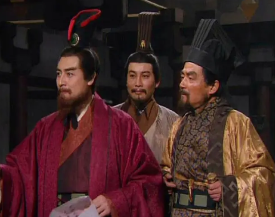 张昭：忠诚辅佐孙权，未登相位的背后故事