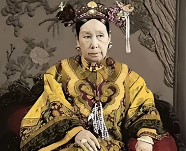 揭秘慈禧年轻时的美貌