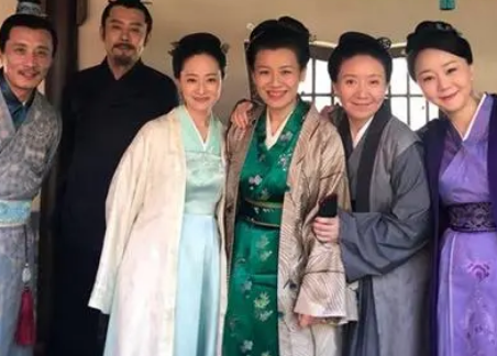 宋朝家庭中的妻妾关系：现实与想象的探讨