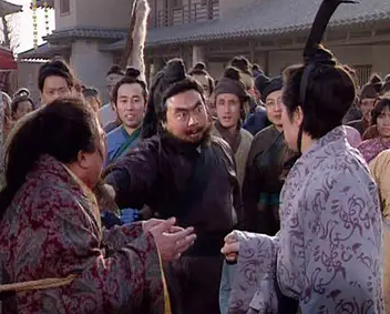 三国演义中张飞鞭打督邮：反派还是受害者?