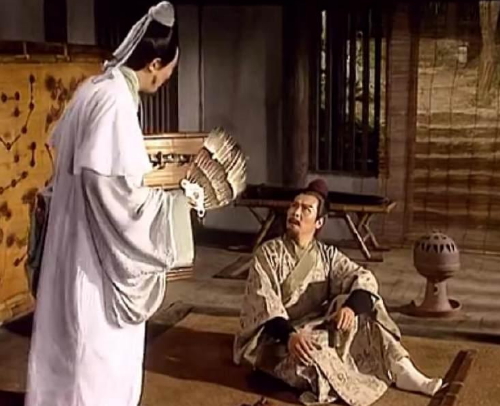 Liu Bei and Zhuge Liang: Conspiring Together for the World, but with Divergent Political Ideals