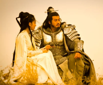Xiang Yu and Liu Bang Depicted by Sima Qian: The Heroic Narrative in the Records of the Grand Historian