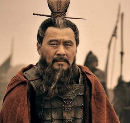 三国演义中的曹操形象：历史与艺术的交织