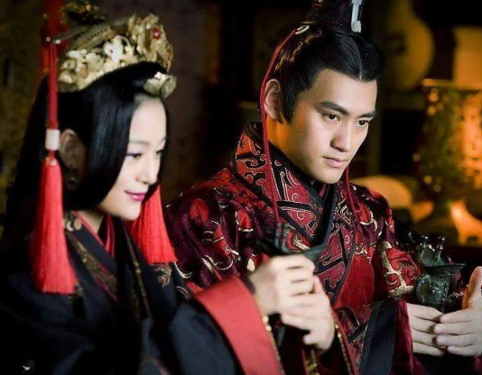 刘秀废后之谜：郭圣通的命运与阴丽华的关联