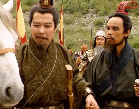 刘备攻占成都后的形象转变：从爱民如子到穷凶极恶