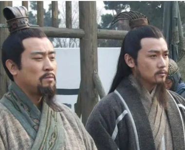 刘备与诸葛亮：英雄与谋士的完美结合
