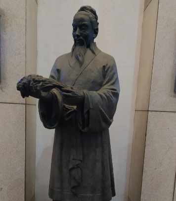 贾思道：一位多面的文学家