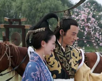 冯太后辅佐三代皇帝的原因