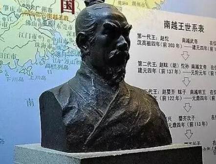 赵佗为何选择建立南越国而非救秦国？