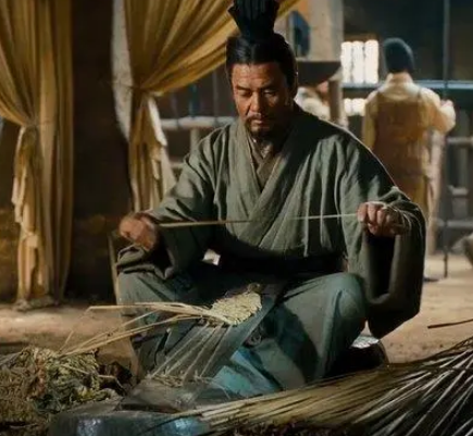 刘备卖草鞋的真相探讨，刘备早年是什么样的？