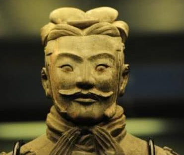 秦始皇的姓名：嬴政还是赵政?