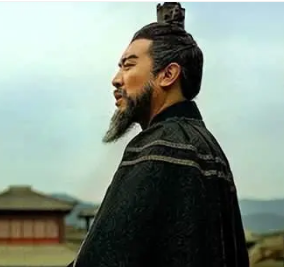 孙尚香与刘备婚姻之谜：年龄的探讨