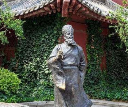 多面才子苏轼：文学之外的政治智慧与教育贡献