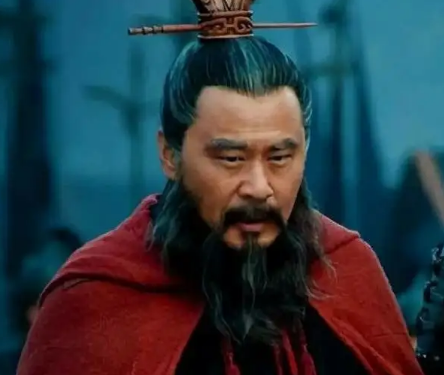 曹操的用人哲学：唯才是举与亲情兼顾