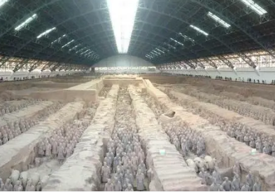 秦始皇陵与兵马俑：古代工程的奇迹