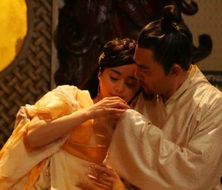 杨贵妃给安禄山洗澡：唐玄宗为何不怪反而奖励？