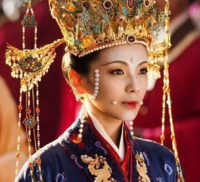 刘娥的魅力与权力之路，最后是怎么当上皇后的？
