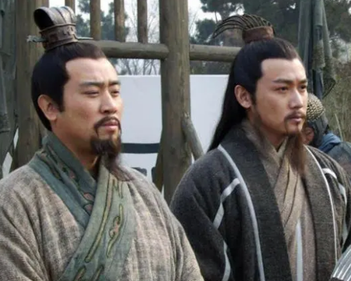 君臣之道，恩义为报：揭秘诸葛亮与刘备的真实关系