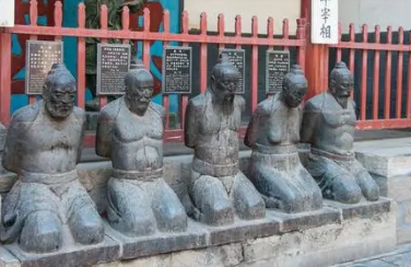 秦桧之谜：权力巅峰背后的投降之举