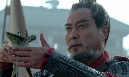 袁绍的崛起与衰败：官渡之战的历史转折