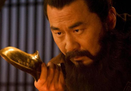 The hostile relationship in power struggle: the entanglement between Cao Cao and Dong Zhuo