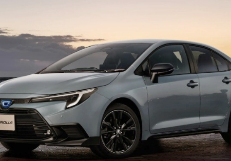 Corolla and Camry: Different Fragrances from the Same Root