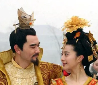 杨玉环与唐朝衰败：一个历史真相的探讨