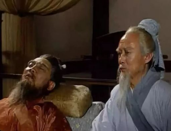 揭秘历史：曹操为何斩杀华佗？——后汉书中的真相