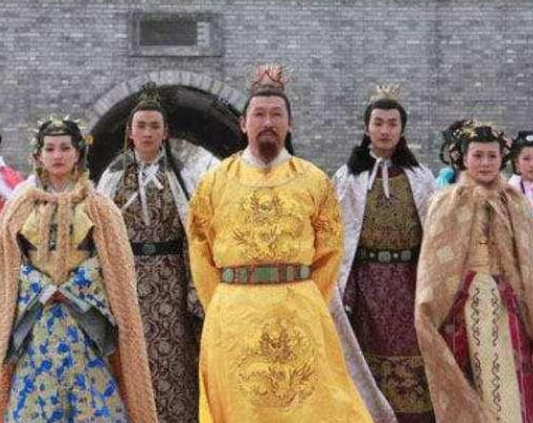 Why did the feudal lords of the Ming Dynasty compete to guard the tombs?