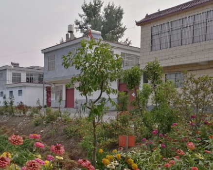 The development and life of Linquan County: coexistence of poverty and hope