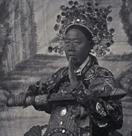 The mystery of Li Lianyings death and the legend of her tomb