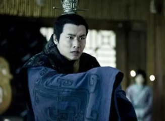 The Truth of the Fall of the Qin Dynasty: Analysis of the Roles of Hu Hai and Zi Ying