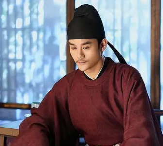 The Mystery of the Emperors Robe in the Song Dynasty - The Absence of the Dragon Robe