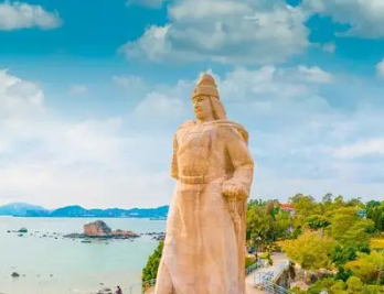 The historical background of Zheng Chenggongs resistance against the Qing Dynasty