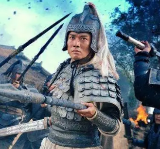 历史对比：吕布与赵子龙的武艺之争