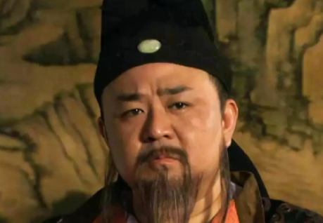The official position and historical background of the detective Di Renjie