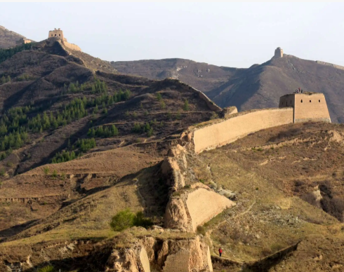 The Ming Dynasty Wall: A magnificent defense line against nomadic tribes in the north