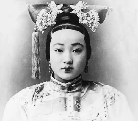 The tragedy of Zhenfei Well: Unraveling the mystery of Zhenfeis death
