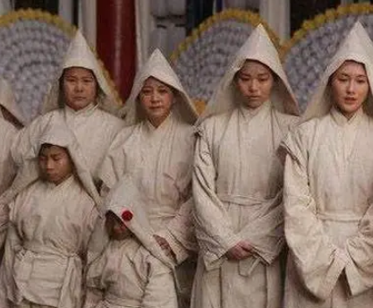古代丧葬习俗：口中含物的象征意义
