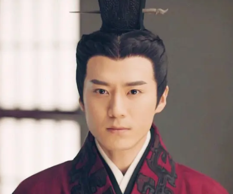 Exploring the Mystery of Ying Yirens Identity: Is He a Legal Son or a Common Son?