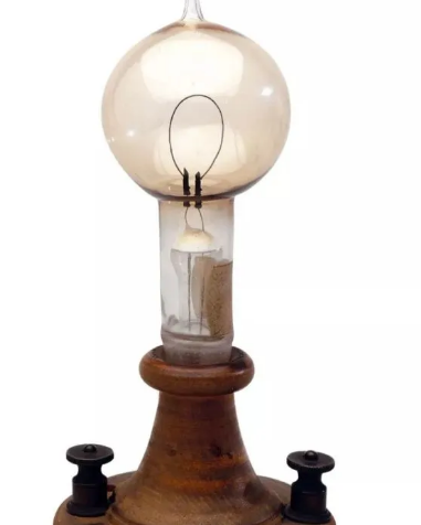 Unveiling the historical truth behind the invention of the electric light: Edison and his predecessors