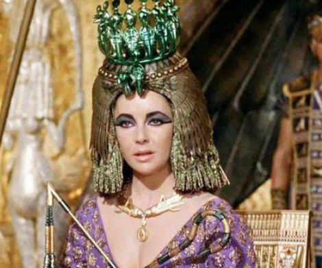 Exploring the Ancient Egyptian Royalty: The Dual Identity of Pharaohs and Princesses