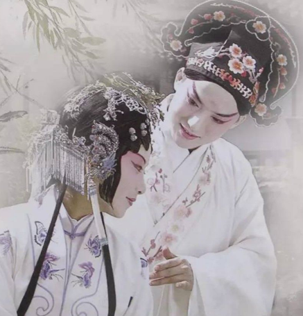 汤显祖的杰作：牡丹亭与其在中国戏曲史的地位