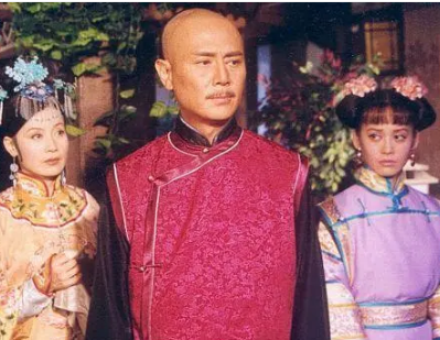 Huang Taiji and Dayuer: A Legend of Intertwined Love and Hatred
