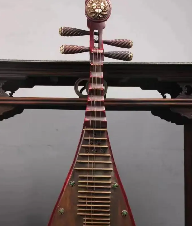 探索中国最古老的乐器：古琴、埙、古筝与骨哨