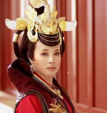 历史上的女性统治者：女皇帝的非凡魅力